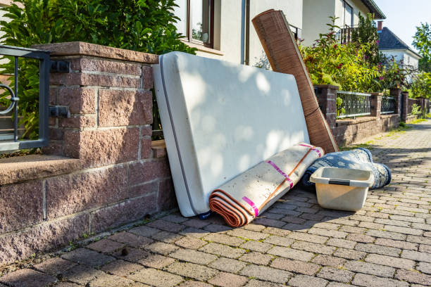 Best Mattress Removal Service  in Lawndale, CA
